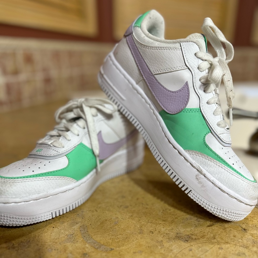 Nike Womens-Infinite Lilac & Seafoam.